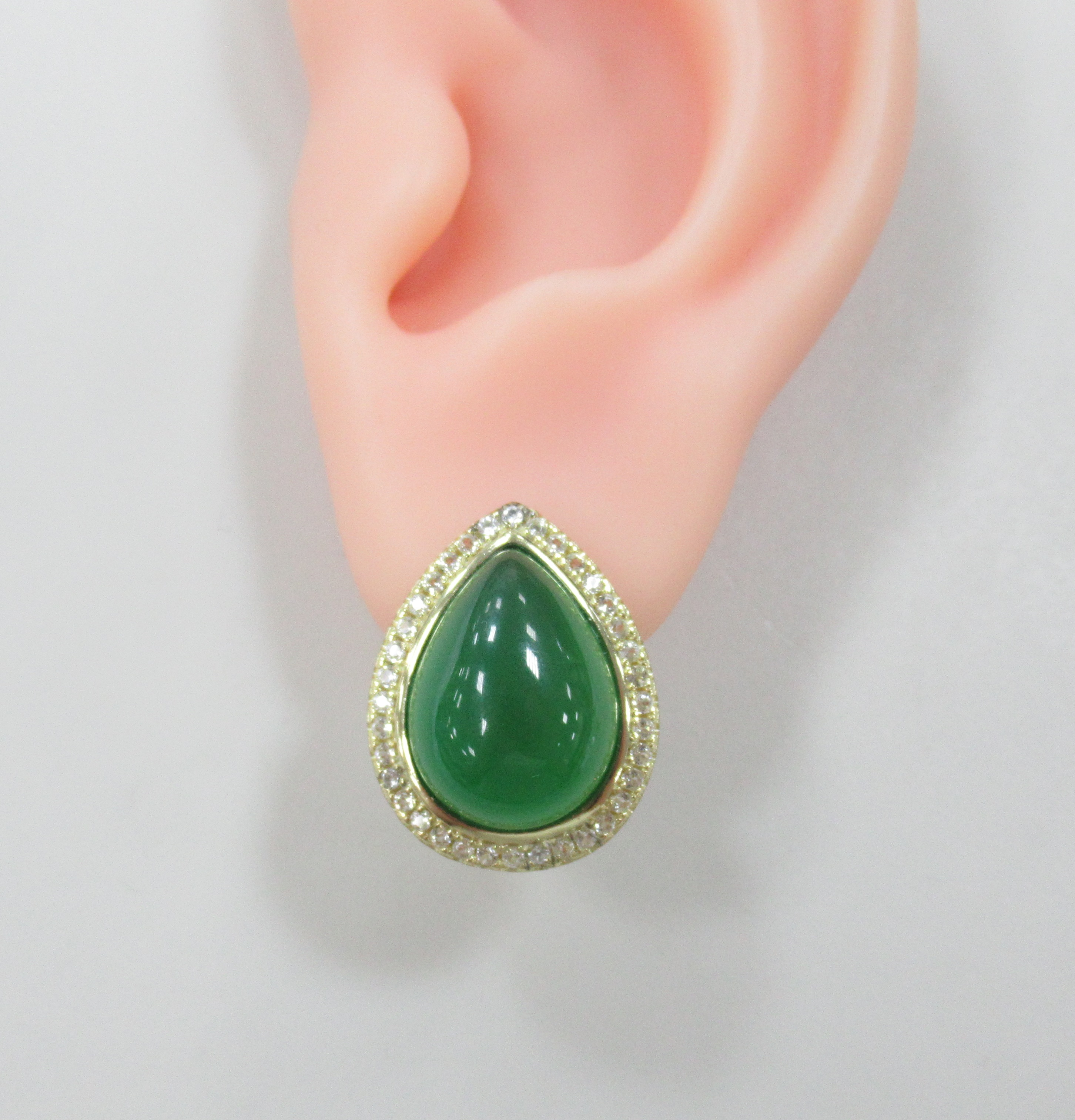 Серебряные серьги с халцедонами